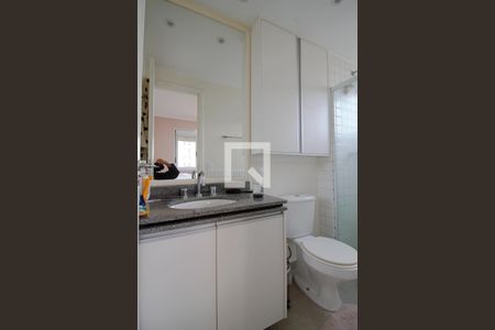 Apartamento à venda com 57m², 2 quartos e 2 vagas Apartamento à venda com 57m², 2 quartos e 2 vagasBanheiro da Suíte 1