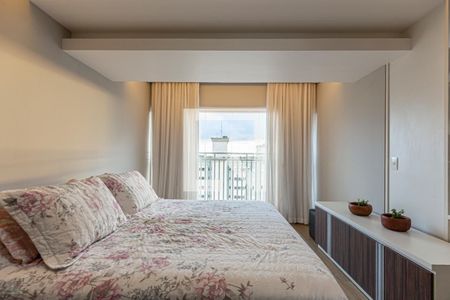 Apartamento à venda com 200m², 4 quartos e 6 vagas Apartamento à venda com 200m², 4 quartos e 6 vagasSuite 3