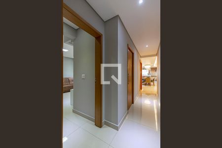 Apartamento à venda com 200m², 4 quartos e 6 vagas Apartamento à venda com 200m², 4 quartos e 6 vagasHall Dormitórios