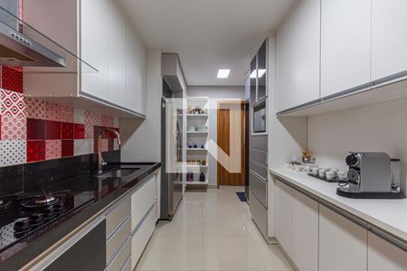 Apartamento à venda com 200m², 4 quartos e 6 vagas Apartamento à venda com 200m², 4 quartos e 6 vagasCozinha
