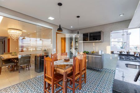 Apartamento à venda com 200m², 4 quartos e 6 vagas Apartamento à venda com 200m², 4 quartos e 6 vagasTerraço Gourmet