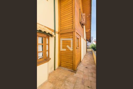 Casa à venda com 800m², 5 quartos e 7 vagasCorredor