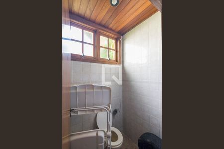 Casa à venda com 800m², 5 quartos e 7 vagasBanheiro de Serviço