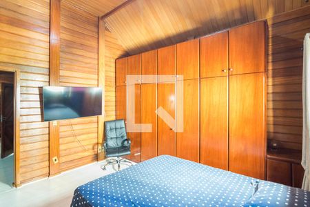 Casa à venda com 800m², 5 quartos e 7 vagasQuarto 4 Suite