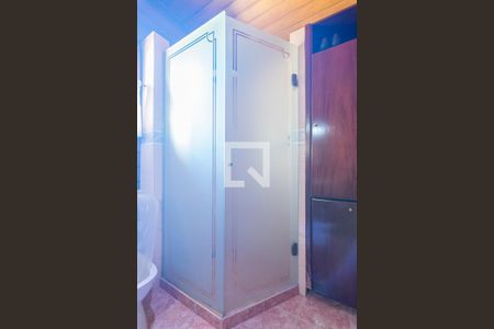 Casa à venda com 800m², 5 quartos e 7 vagasBanheiro da Suite 2