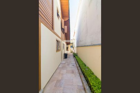 Casa à venda com 800m², 5 quartos e 7 vagasCorredor