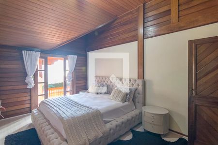 Casa à venda com 800m², 5 quartos e 7 vagasQuarto 1 Suite