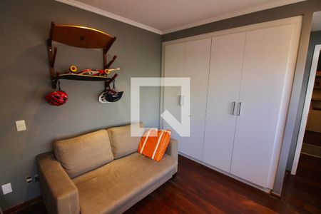 Apartamento à venda com 187m², 4 quartos e 2 vagas Apartamento à venda com 187m², 4 quartos e 2 vagasQuarto