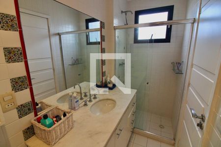 Apartamento à venda com 187m², 4 quartos e 2 vagas Apartamento à venda com 187m², 4 quartos e 2 vagasBanheiro Social