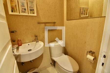 Apartamento à venda com 187m², 4 quartos e 2 vagas Apartamento à venda com 187m², 4 quartos e 2 vagasLavabo