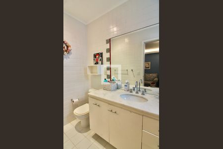 Apartamento à venda com 187m², 4 quartos e 2 vagas Apartamento à venda com 187m², 4 quartos e 2 vagasBanheiro Social