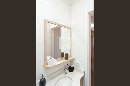 Casa de condomínio à venda com 76m², 3 quartos e 2 vagas Casa de condomínio à venda com 76m², 3 quartos e 2 vagasBanheiro da Suíte