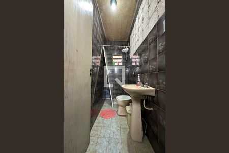 Casa à venda com 150m², 3 quartos e 1 vagaBanheiro