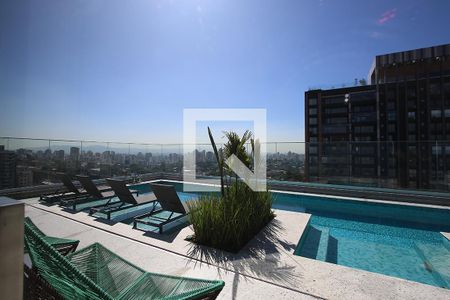 Apartamento à venda com 99m², 2 quartos e 2 vagas Apartamento à venda com 99m², 2 quartos e 2 vagasÁrea comum - Piscina