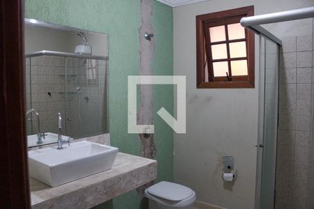 Casa à venda com 281m², 4 quartos e 3 vagas Casa à venda com 281m², 4 quartos e 3 vagasBANHEIRO CASA DE BAIXO