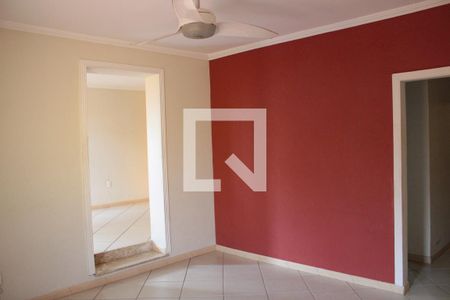 Casa à venda com 281m², 4 quartos e 3 vagas Casa à venda com 281m², 4 quartos e 3 vagasSALA CASA DE BAIXO