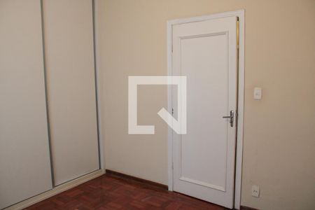 Casa à venda com 281m², 4 quartos e 3 vagas Casa à venda com 281m², 4 quartos e 3 vagasQUARTO 2