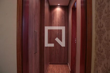 Casa à venda com 281m², 4 quartos e 3 vagas Casa à venda com 281m², 4 quartos e 3 vagasCloset da suíte