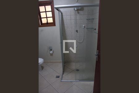 Casa à venda com 281m², 4 quartos e 3 vagas Casa à venda com 281m², 4 quartos e 3 vagasBANHEIRO CASA DE BAIXO