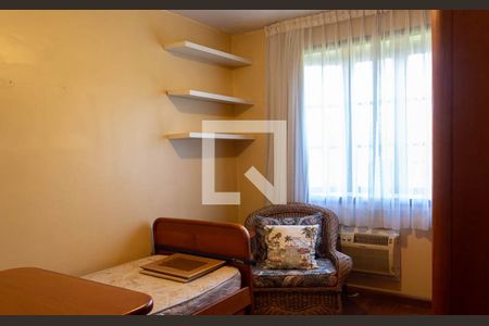 Apartamento à venda com 140m², 2 quartos e 2 vagas Apartamento à venda com 140m², 2 quartos e 2 vagasQuarto 1