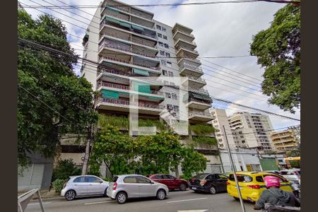 Apartamento à venda com 55m², 1 quarto e 1 vaga Apartamento à venda com 55m², 1 quarto e 1 vagaFachada e portaria
