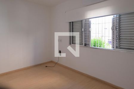 Quarto 1 de casa para alugar com 3 quartos, 241m² em Vila Vera, São Paulo