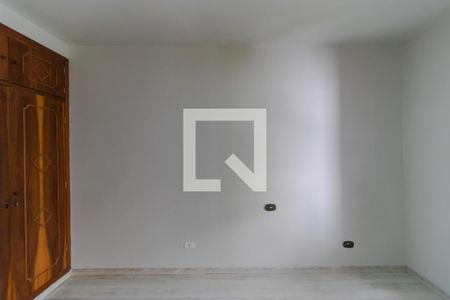 Casa à venda com 330m², 4 quartos e 4 vagas Casa à venda com 330m², 4 quartos e 4 vagasQuarto 01