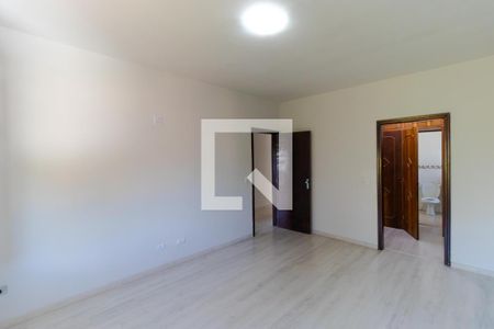 Casa à venda com 330m², 4 quartos e 4 vagas Casa à venda com 330m², 4 quartos e 4 vagasSuíte 02