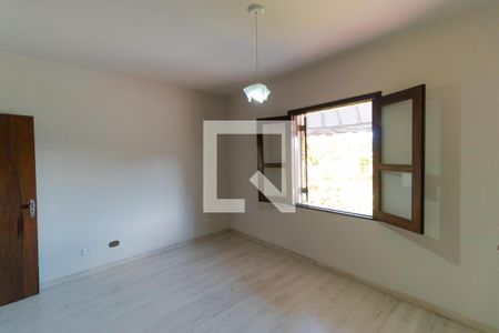 Casa à venda com 330m², 4 quartos e 4 vagas Casa à venda com 330m², 4 quartos e 4 vagasQuarto 02