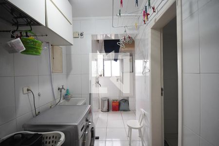 Apartamento à venda com 220m², 3 quartos e 5 vagas Apartamento à venda com 220m², 3 quartos e 5 vagasÁrea de serviço