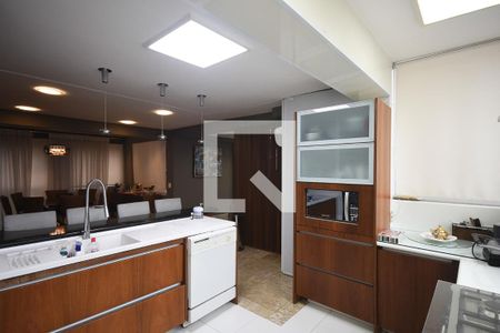 Apartamento à venda com 220m², 3 quartos e 5 vagas Apartamento à venda com 220m², 3 quartos e 5 vagasCozinha da cobertura