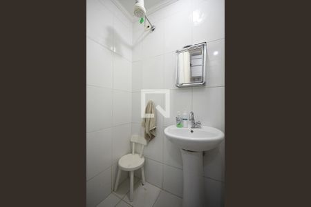 Apartamento à venda com 220m², 3 quartos e 5 vagas Apartamento à venda com 220m², 3 quartos e 5 vagasBanheiro de Serviço