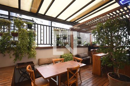 Apartamento à venda com 220m², 3 quartos e 5 vagas Apartamento à venda com 220m², 3 quartos e 5 vagasVaranda da cobertura