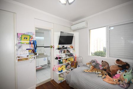 Apartamento à venda com 220m², 3 quartos e 5 vagas Apartamento à venda com 220m², 3 quartos e 5 vagasSuíte 2