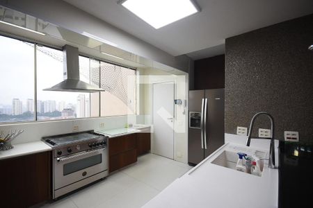 Apartamento à venda com 220m², 3 quartos e 5 vagas Apartamento à venda com 220m², 3 quartos e 5 vagasCozinha da cobertura