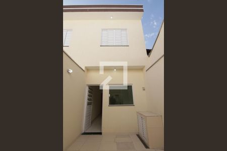 Casa à venda com 110m², 3 quartos e 2 vagasEntrada