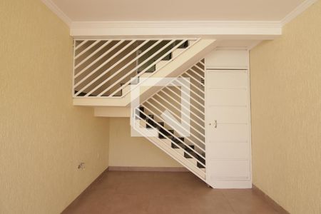 Casa à venda com 110m², 3 quartos e 2 vagasEntrada