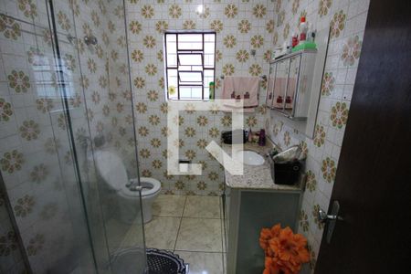 Casa à venda com 284m², 6 quartos e 3 vagasBanheiro 1