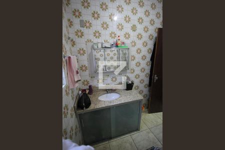 Casa à venda com 284m², 6 quartos e 3 vagasBanheiro 1