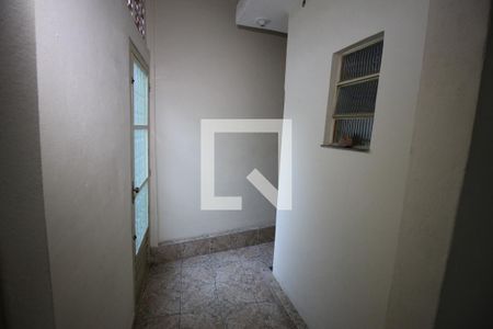 Casa à venda com 284m², 6 quartos e 3 vagascorredor casa 2