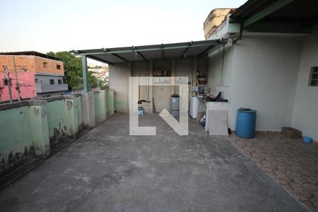 Casa à venda com 284m², 6 quartos e 3 vagasÁrea externa casa 4