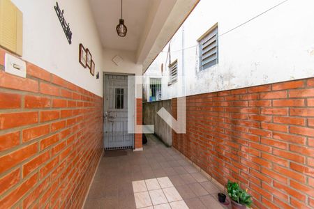 Casa à venda com 165m², 2 quartos e 1 vaga Casa à venda com 165m², 2 quartos e 1 vagaQuintal