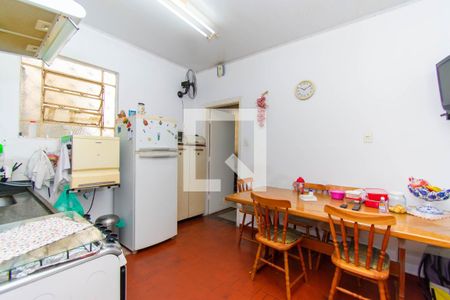 Casa à venda com 165m², 2 quartos e 1 vaga Casa à venda com 165m², 2 quartos e 1 vagaCozinha