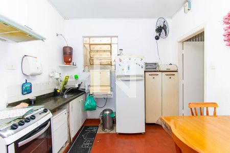 Casa à venda com 165m², 2 quartos e 1 vaga Casa à venda com 165m², 2 quartos e 1 vagaCozinha