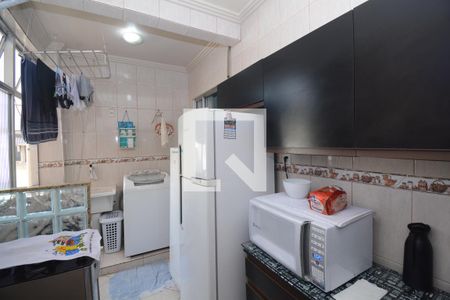 Apartamento à venda com 90m², 2 quartos e sem vagaCozinha e Área de Serviço