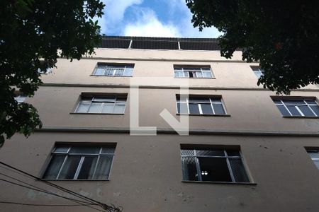 Apartamento à venda com 90m², 2 quartos e sem vaga Apartamento à venda com 90m², 2 quartos e sem vagaFachada do Prédio