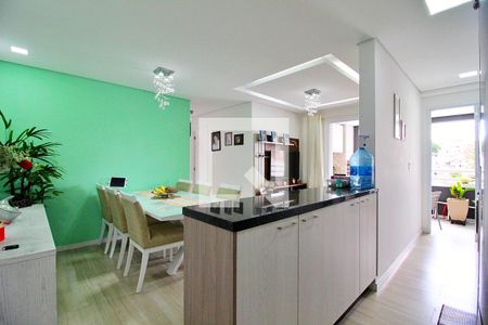 Sala de apartamento à venda com 2 quartos, 65m² em Vila Curuçá, Santo André