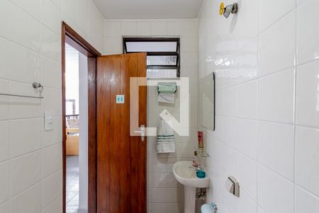 Casa à venda com 296m², 3 quartos e 3 vagas Casa à venda com 296m², 3 quartos e 3 vagasBanheiro Casa 3