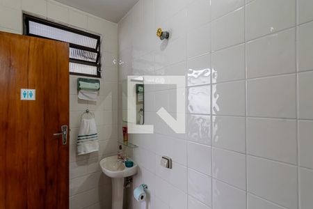 Casa à venda com 296m², 3 quartos e 3 vagas Casa à venda com 296m², 3 quartos e 3 vagasBanheiro Casa 3