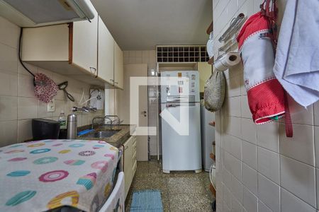 Apartamento à venda com 119m², 3 quartos e 2 vagasCozinha